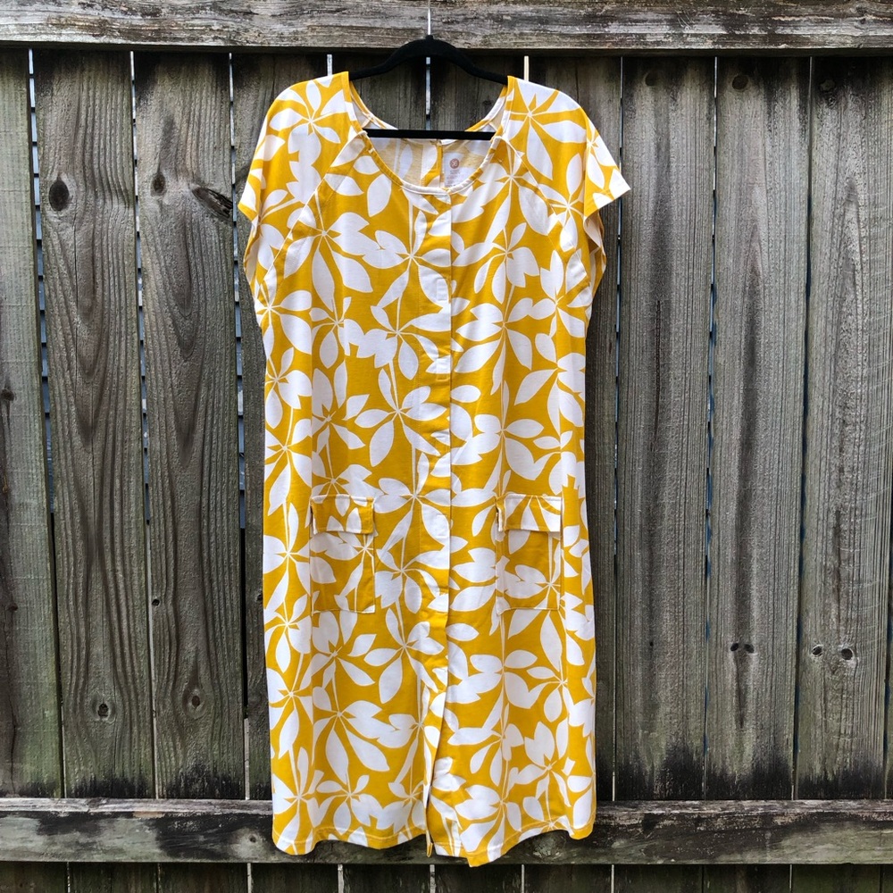 Kindred Bravely Universal Labor & Delivery Gown Size XXL Mustard Floral Birthing